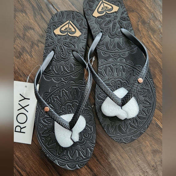 NWT Roxy Women's Antilles Flip Flop Sandal, size 8. New with tags. - Picture 6 of 7